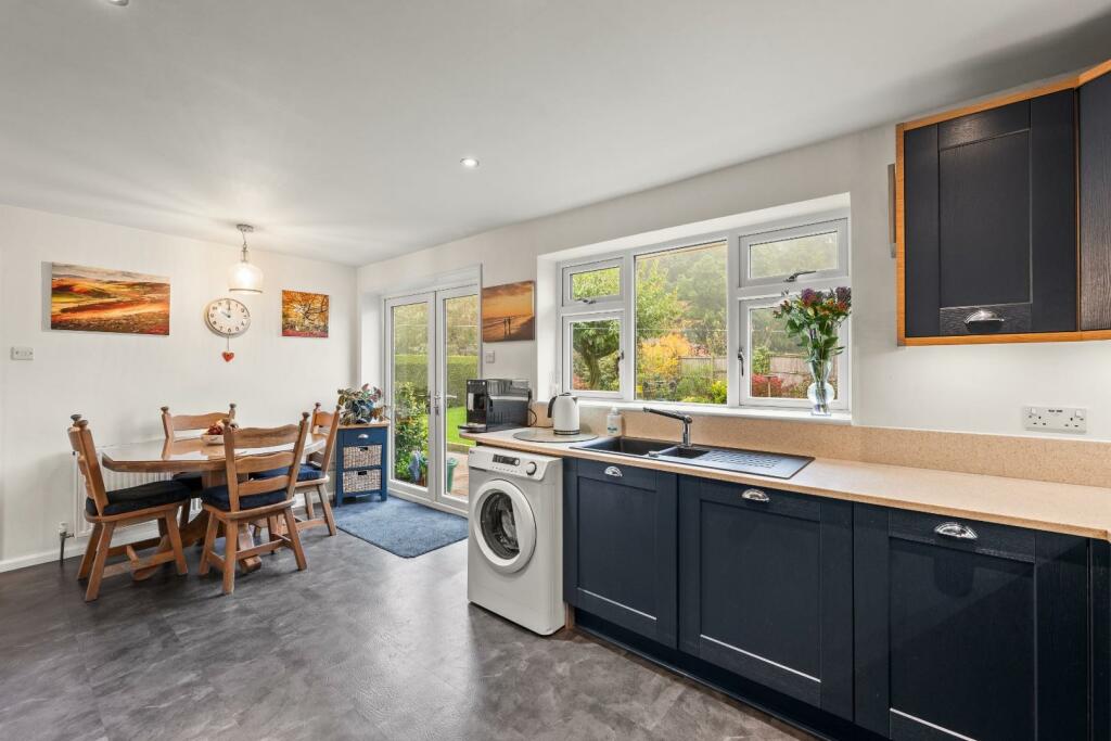KITCHEN DINER 06.jpg