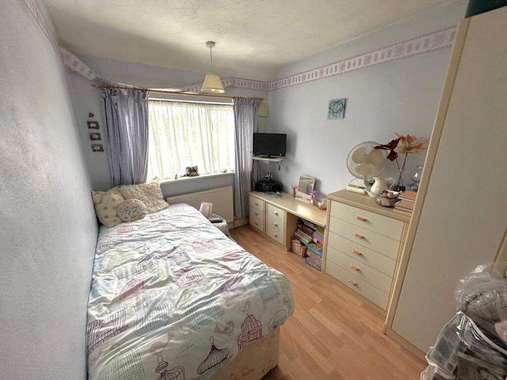 Bedroom Two (3)