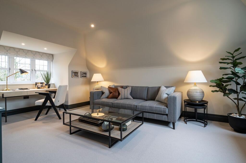 Bedroom/Office