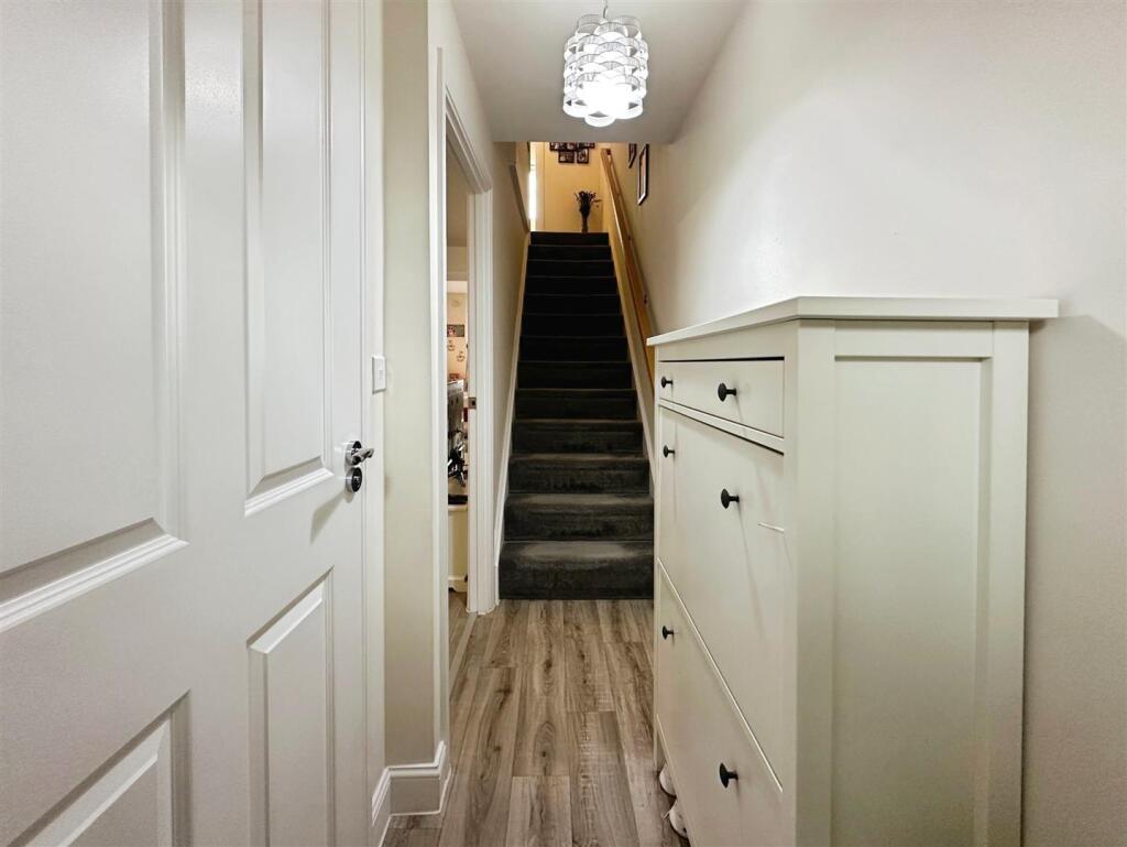 d420fd4d--4F98-9466-9E27376E943D-32518-00000F64FF1