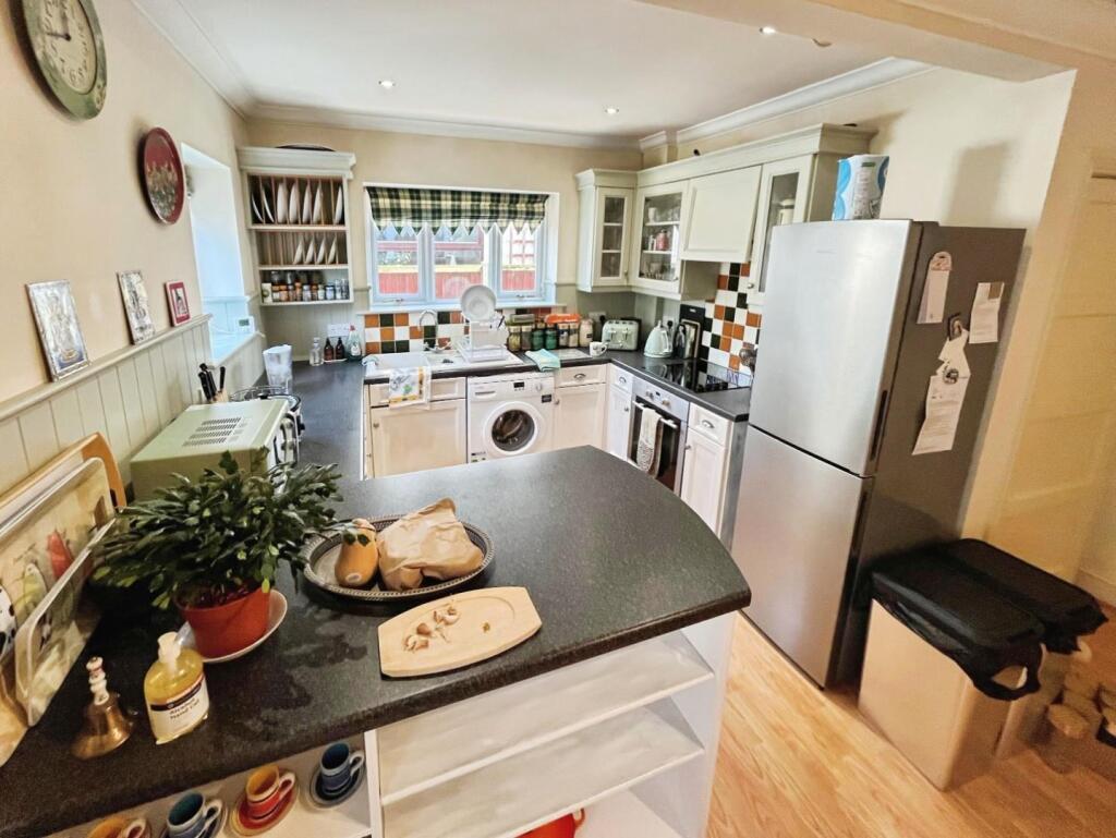 8e668208-Kitchen 20area.jpg