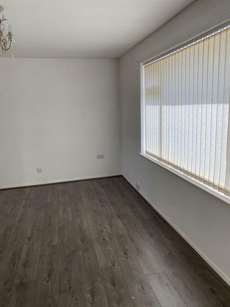 2 South Close living room 3