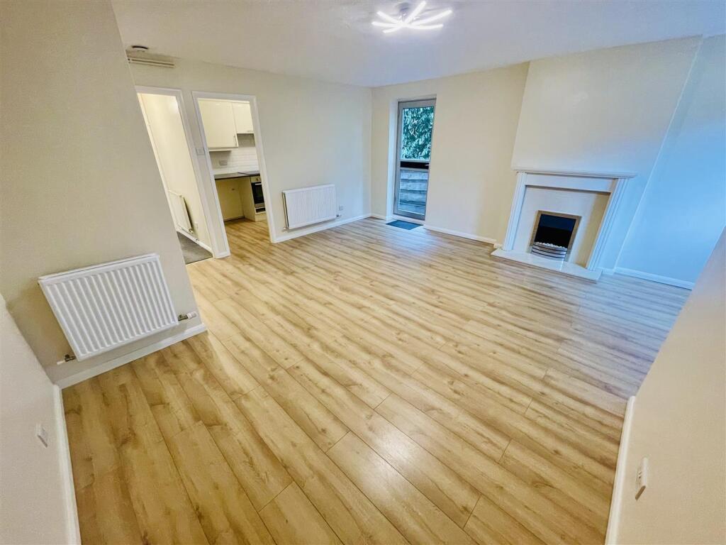 Open Plan Lounge/Dining Room