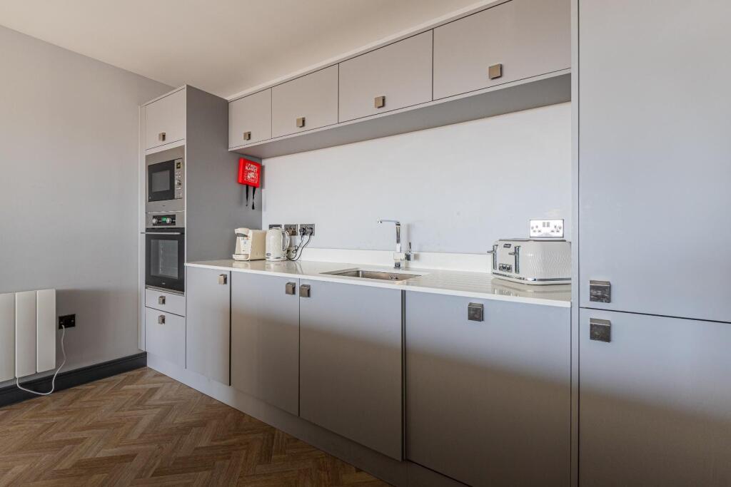 The Moorwell 7-12.jpg