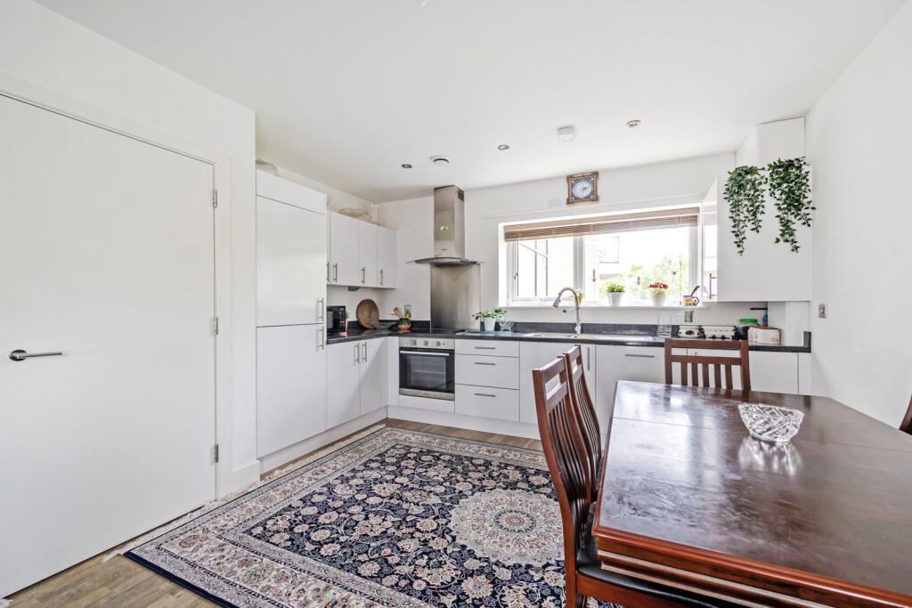 1334819-18-6890bd...