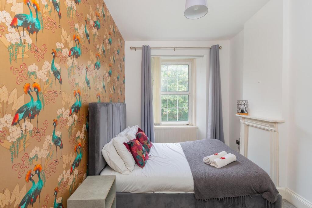 F5F6FCM - Bedroom C.jpg