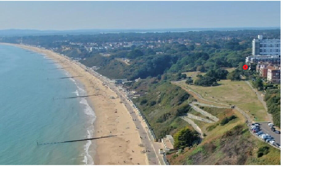 RED CIRCLE BOURNE...