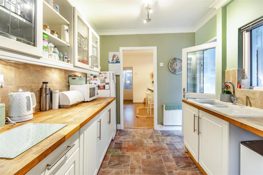 8675050-interior11.jpg