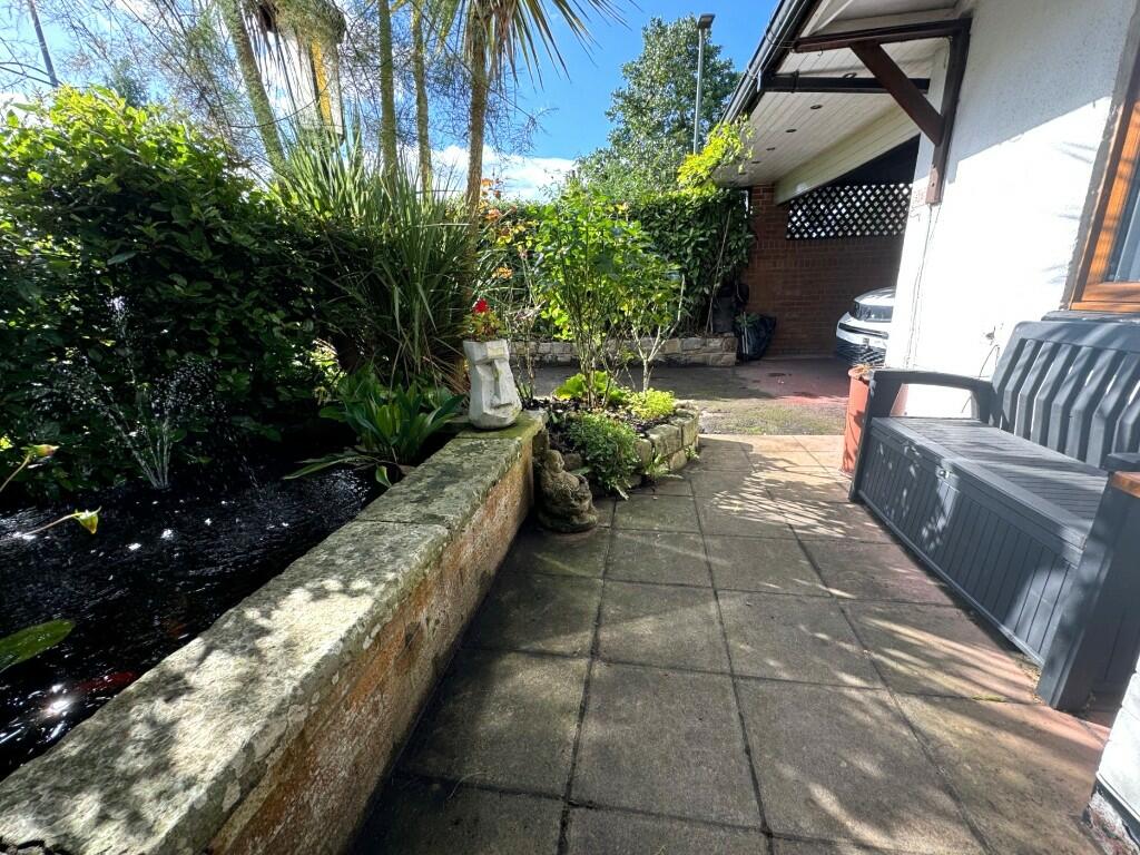 Front Sitting Area