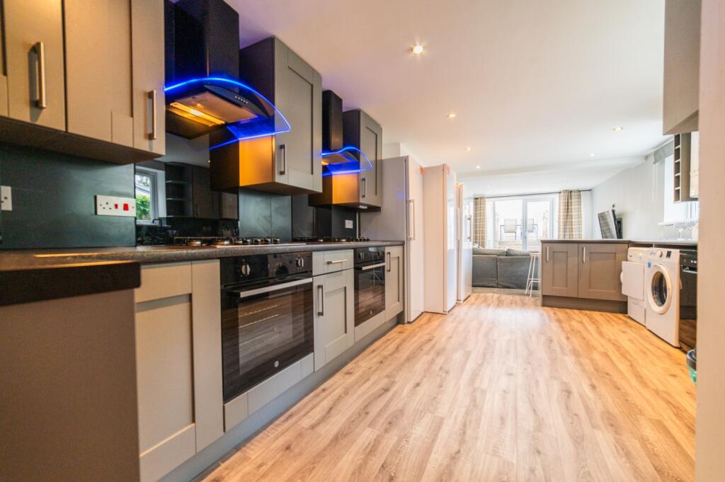 another student property from Award winning CPS HO