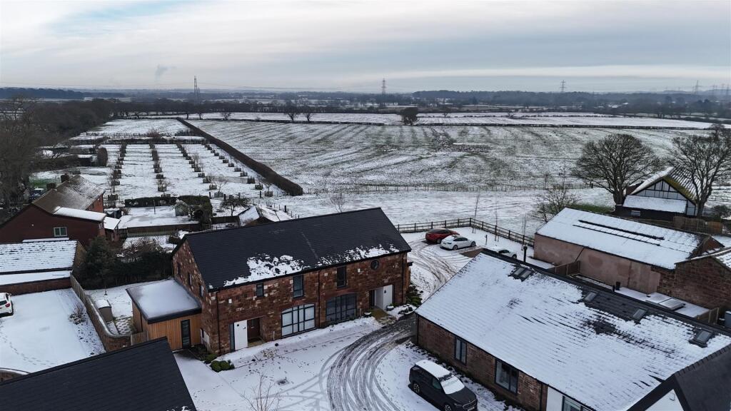 dji_fly_20250108_105254_0477_1736335820947_photo.j