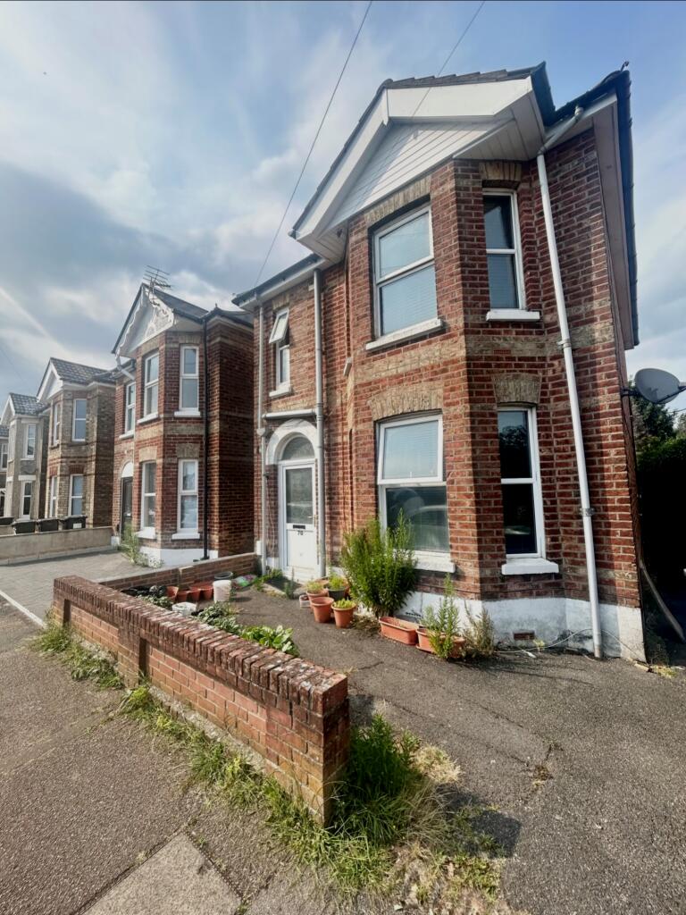 70 garden front