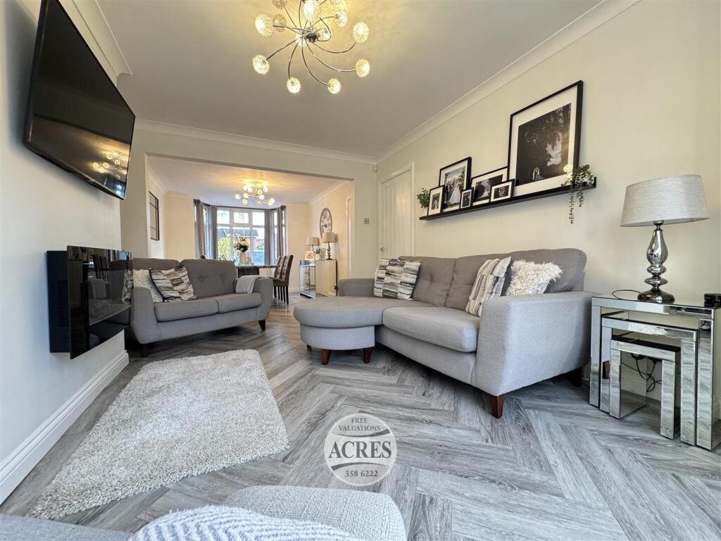 IMG_7556 (Large).jpg