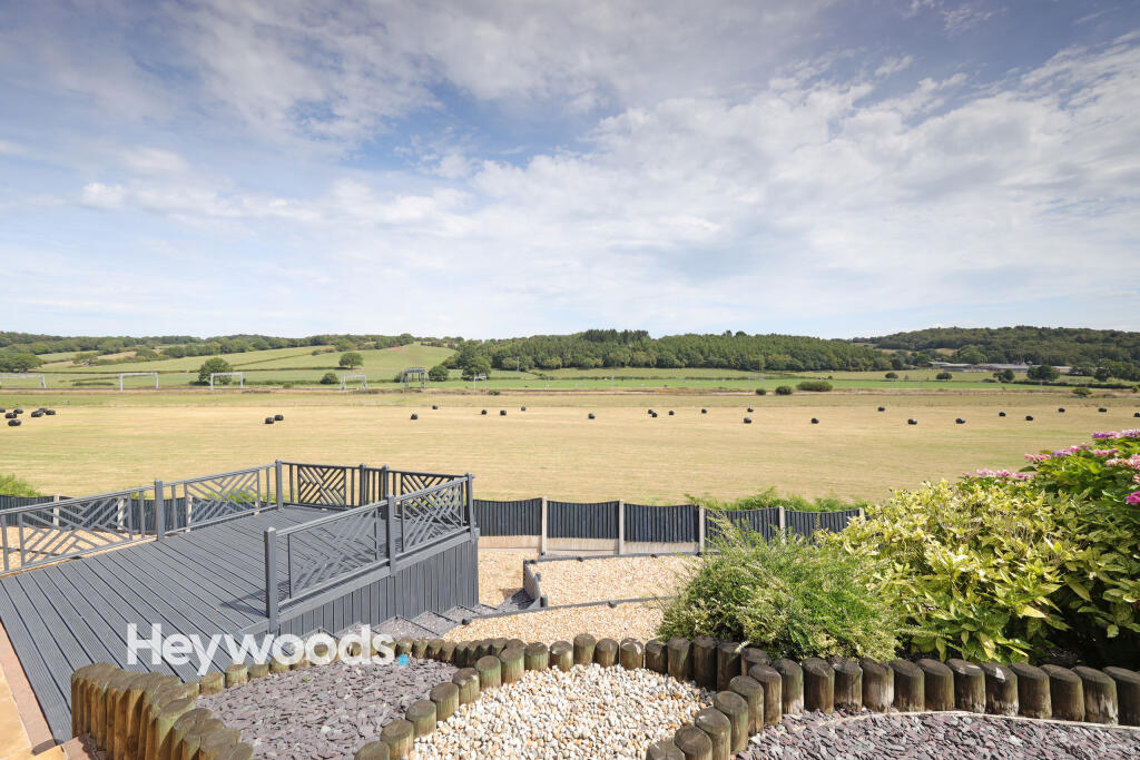 0F1A3010
