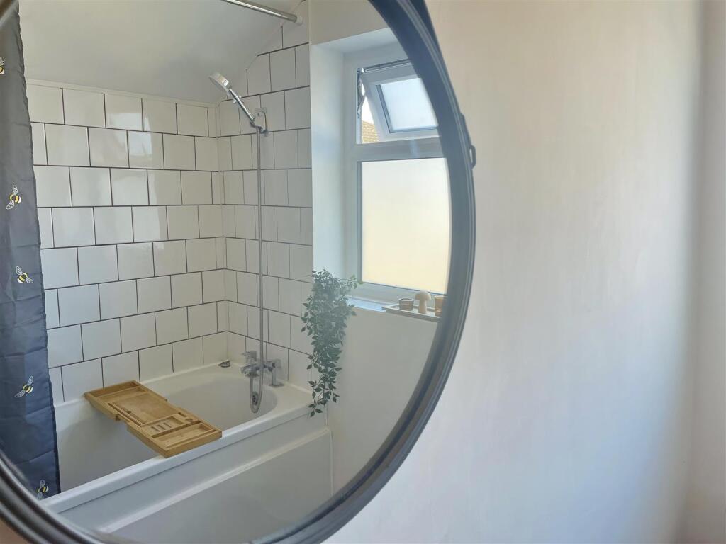 Bathroom Feature