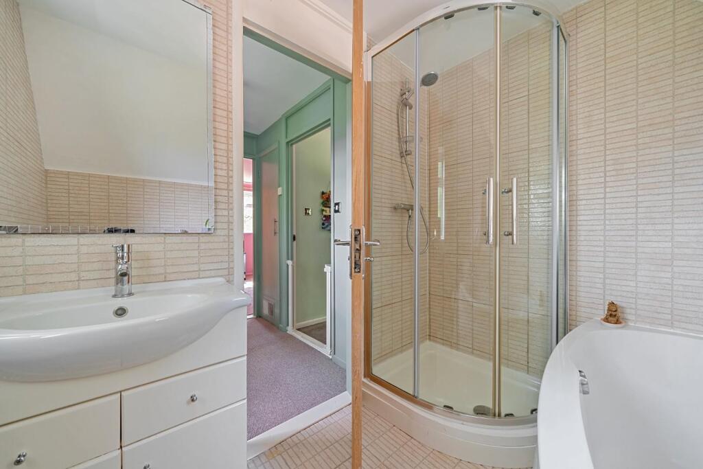 1293761-8-68286e6379089-ARW1293761-8-68286e6379089