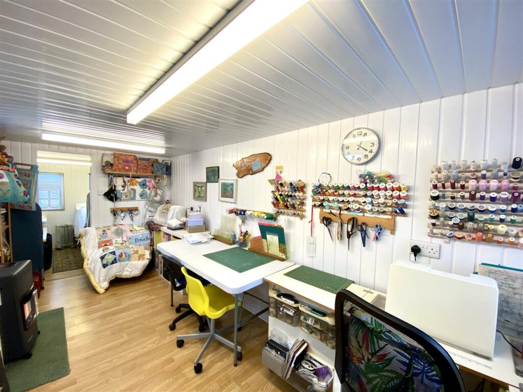 STUDIO