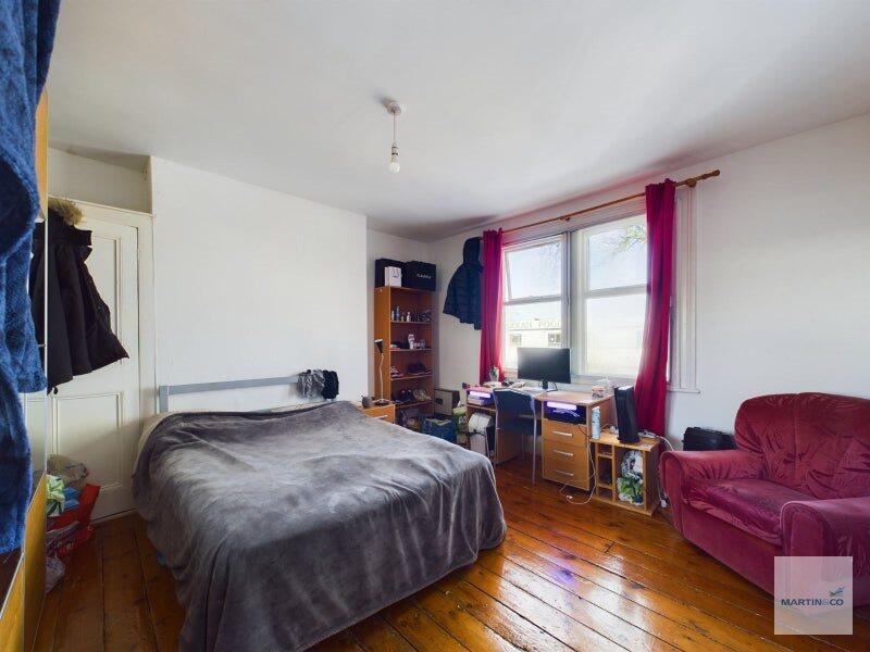 30 Gregory Boulevard