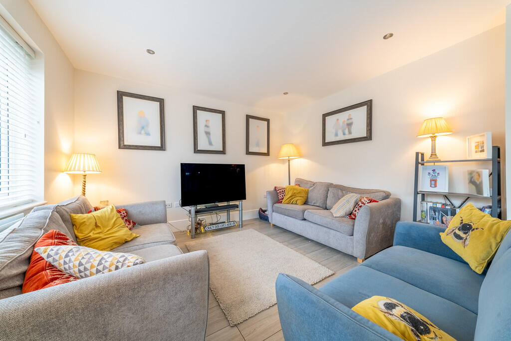 5 Curzon Avenue-2...