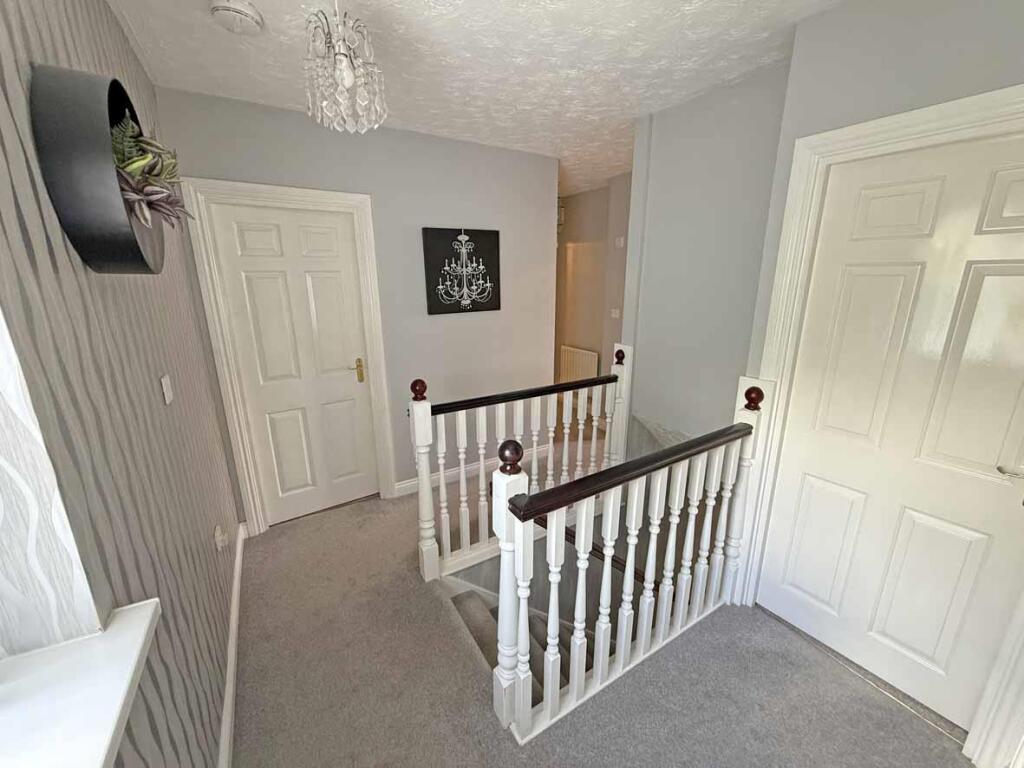 Captains Gardens 7 Landing.jpg