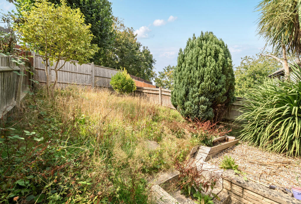 1342034-4-68a8c3b...