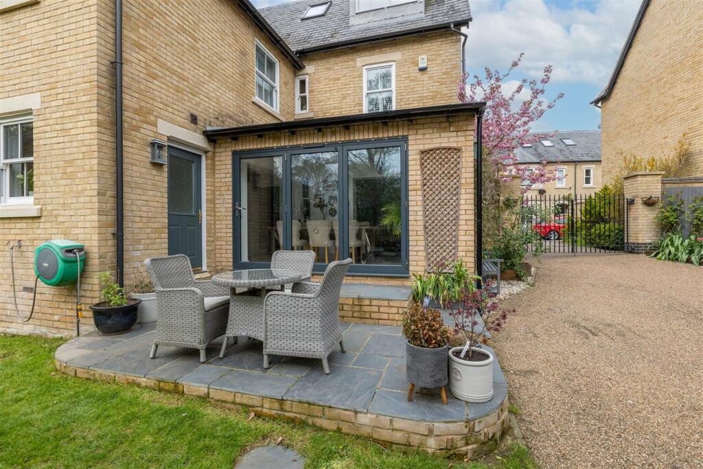 17 Fleming Drive-27.jpg