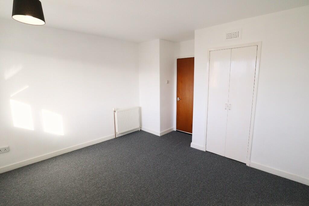 Master bedroom 2