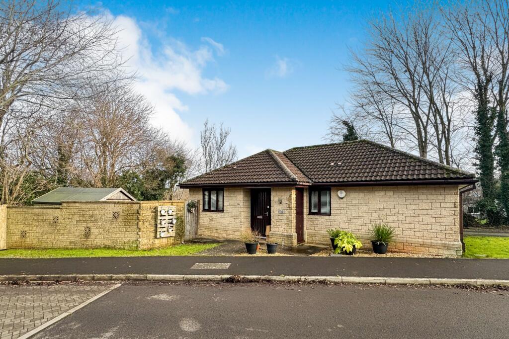 14 Oliver Brooks Road, Midsomer Norton, Radstock BA3 2LA