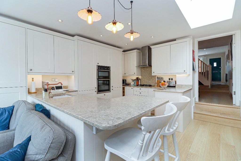 Kitchen/breakfast rm