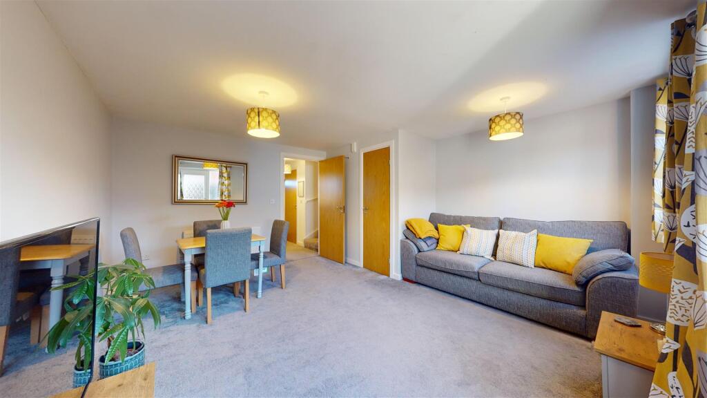 Living/Dining Room