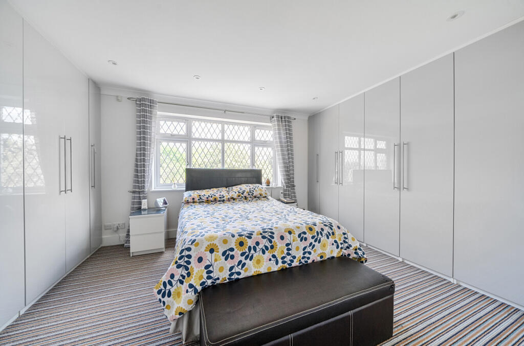 15-681a2fd5ca167-...