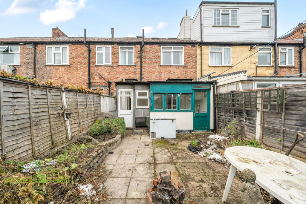 75dc40da-c9d0-49c...