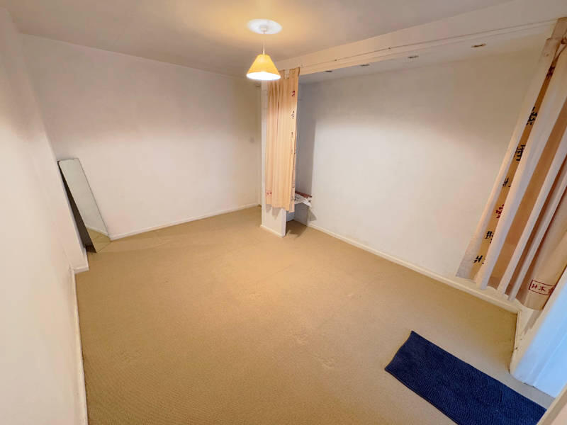 Versatile Rear Reception