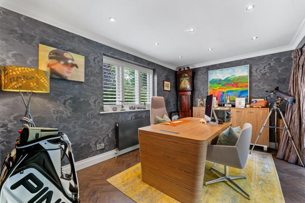 218 WOODFORD ROAD-41.jpg