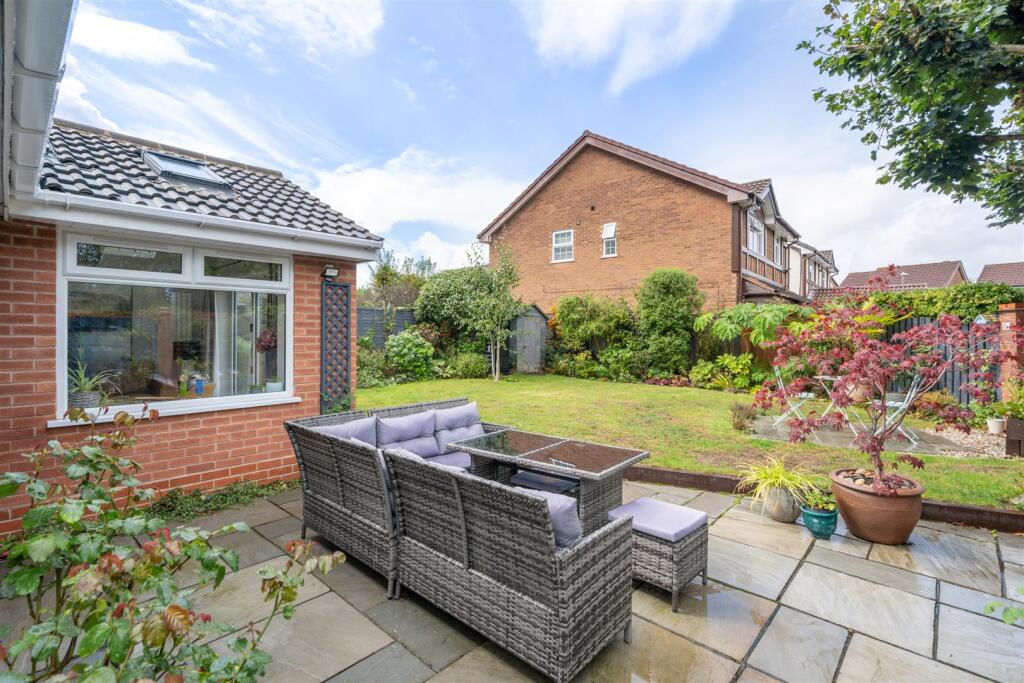 19 Chelveston Crescent_5.jpg