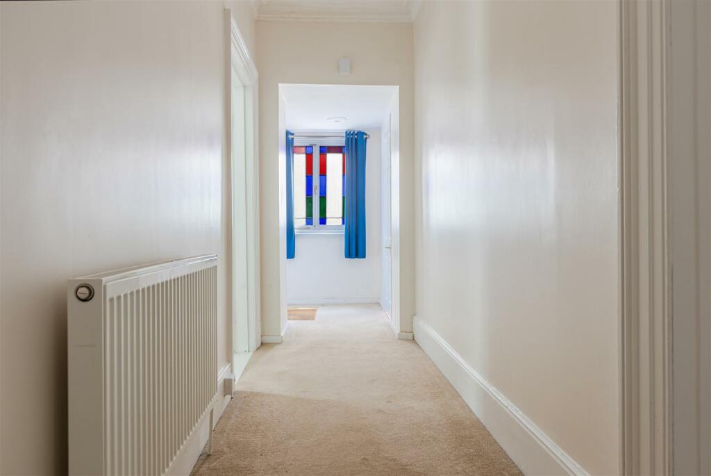 A11 - 13a Fairview Road - 230503.jpg