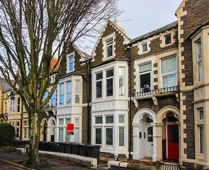 86 Connaught EXT.jpg