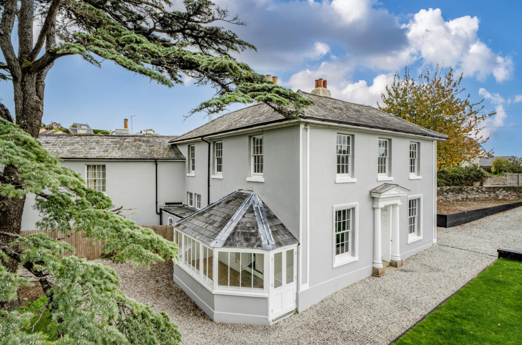 1371578-3-68f7927...