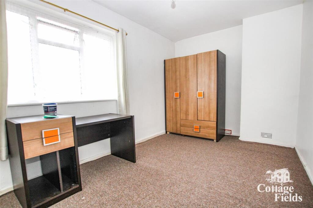 bedroom 1 pd.jpg