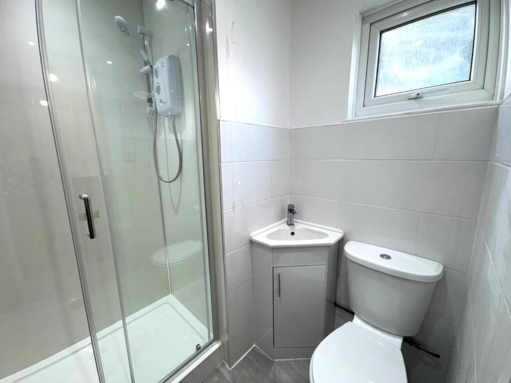 bath 1.jpg
