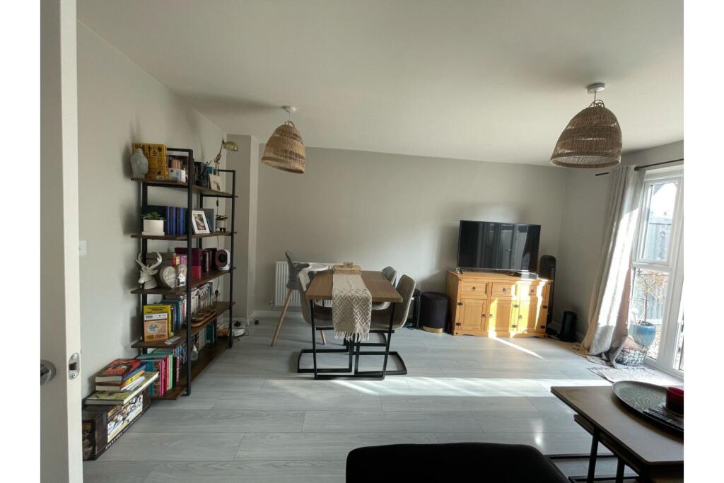 Living / Dining Room