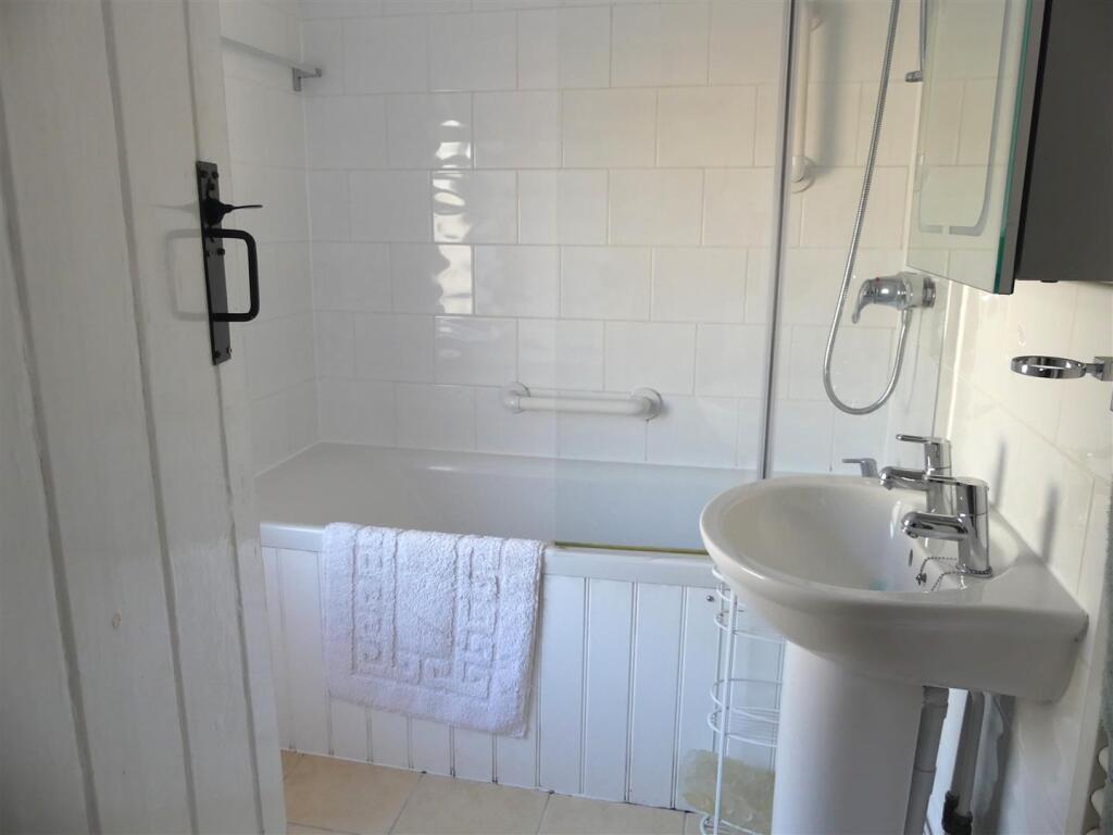 bath.JPG