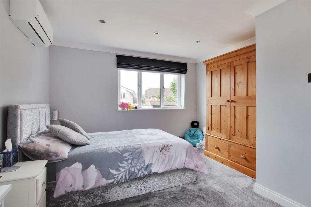 Bedroom 3.jpg