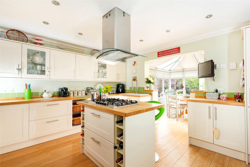 Kitchen/Breakfast