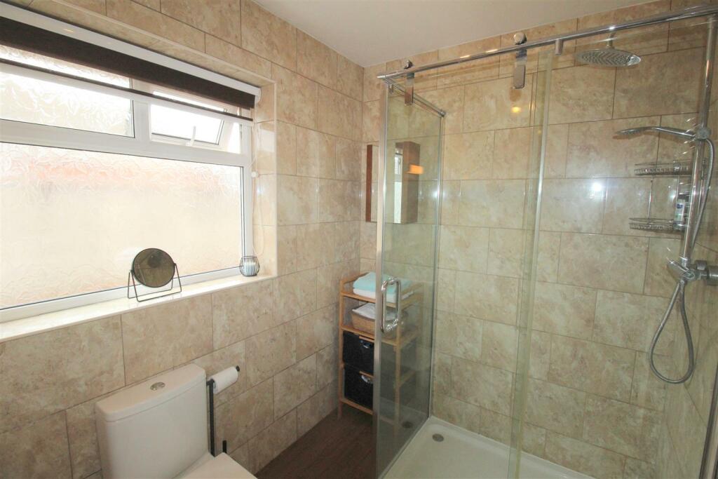 Shower Room/Wc