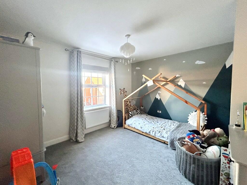 39 neptune bed 3 ...