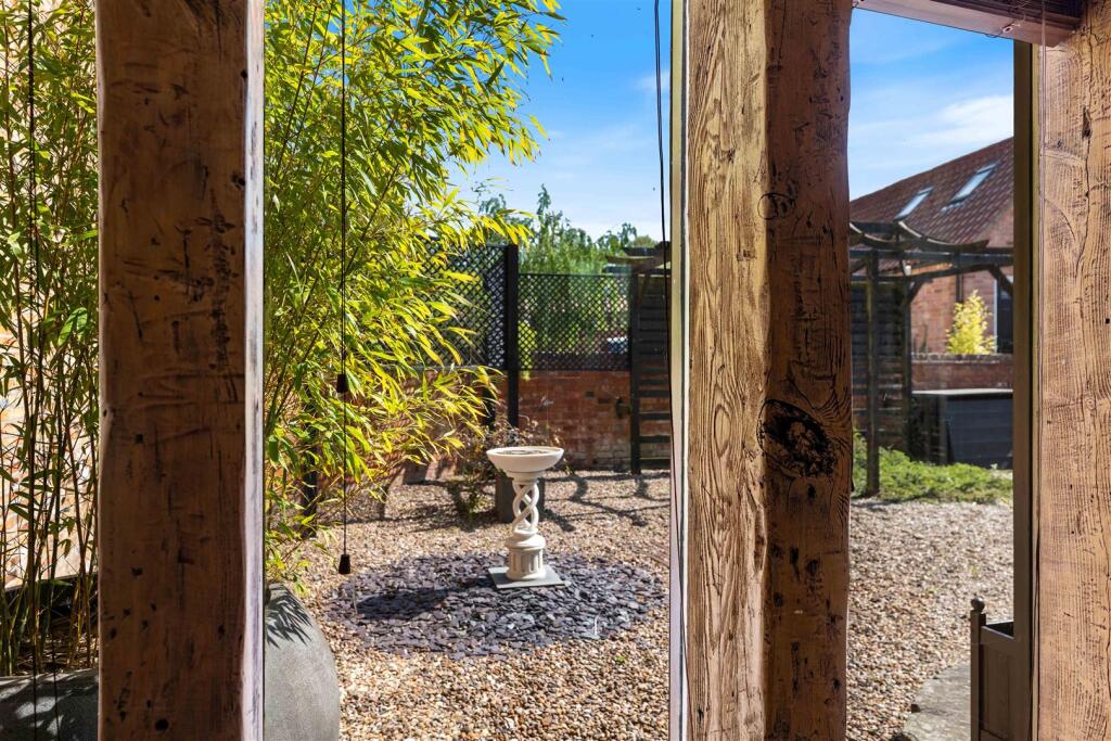 The Threshing Barn-10.jpg