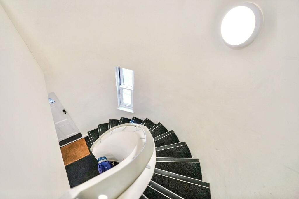 Communal Entrance Hall