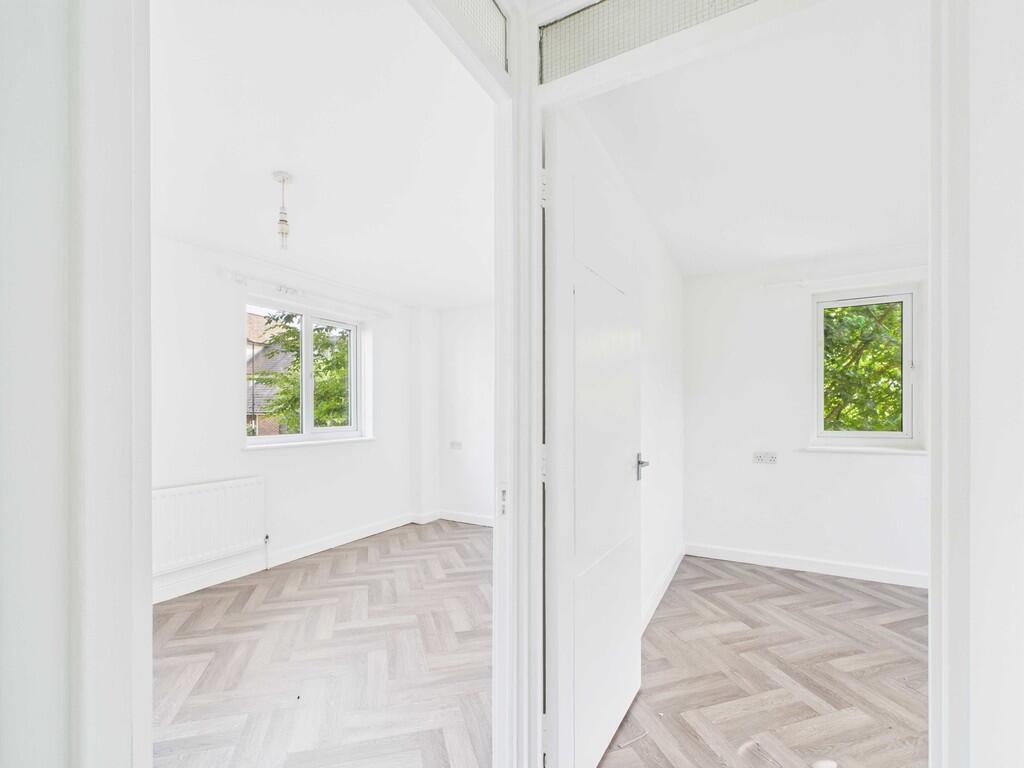 CAM03741G0-PR0091...