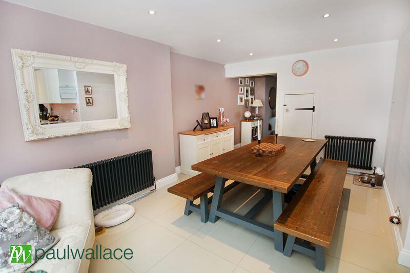 Kitchen/Dining Area